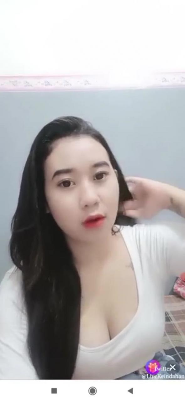 Amerlita Cantik Bening Nyepong Liveshow