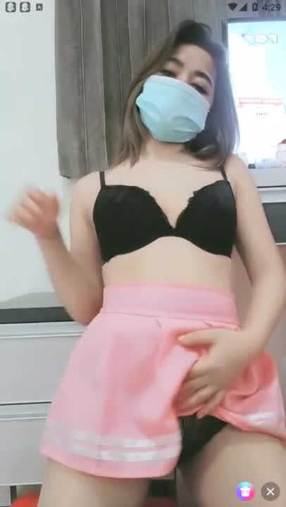 Chika Hot Daleman Pengen Dibelai