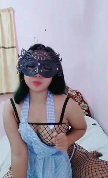 Karina Remas Toket Cantik Menggoda