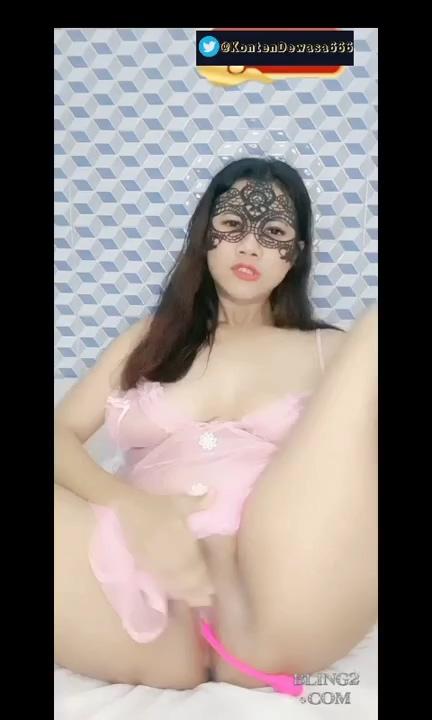 Mommy Colmek Hot Show Toge Menggairahkan