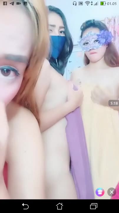 Koleksi Rare: Trio Crot Show Lomba Buka Handuk