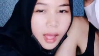 Live Pasutri Jilbab Hitam Ngewe Enak Sayang